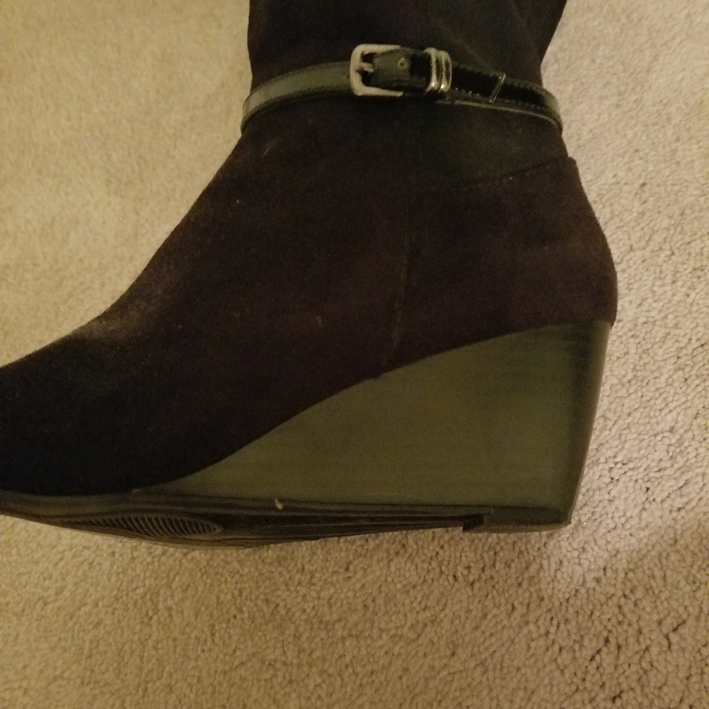 Dana Buchman Boots EUC - Picture 6 of 7